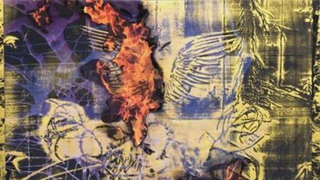 청바지에 그리고 불태운 그림…코라크릿 아룬나논차이 개인전