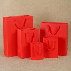 예쁜 빨간 크래프트 선물 종이 봉투 결혼식 파티 옷 모자 음식 사탕 빵 선물 가방 크리스마스 패키지 1 피스, [09] horizontal26x35x13cm, red